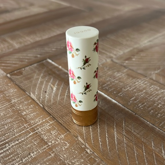 Rouge à Lèvres Voile Sheer Lipstick - Picture 5 of 9